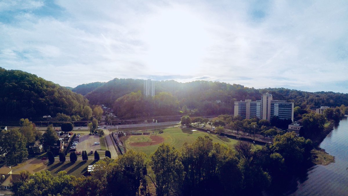 rryanhuntt's tweet photo. ⛰🌆⛰ #304 https://t.co/3JGmKdRgTY