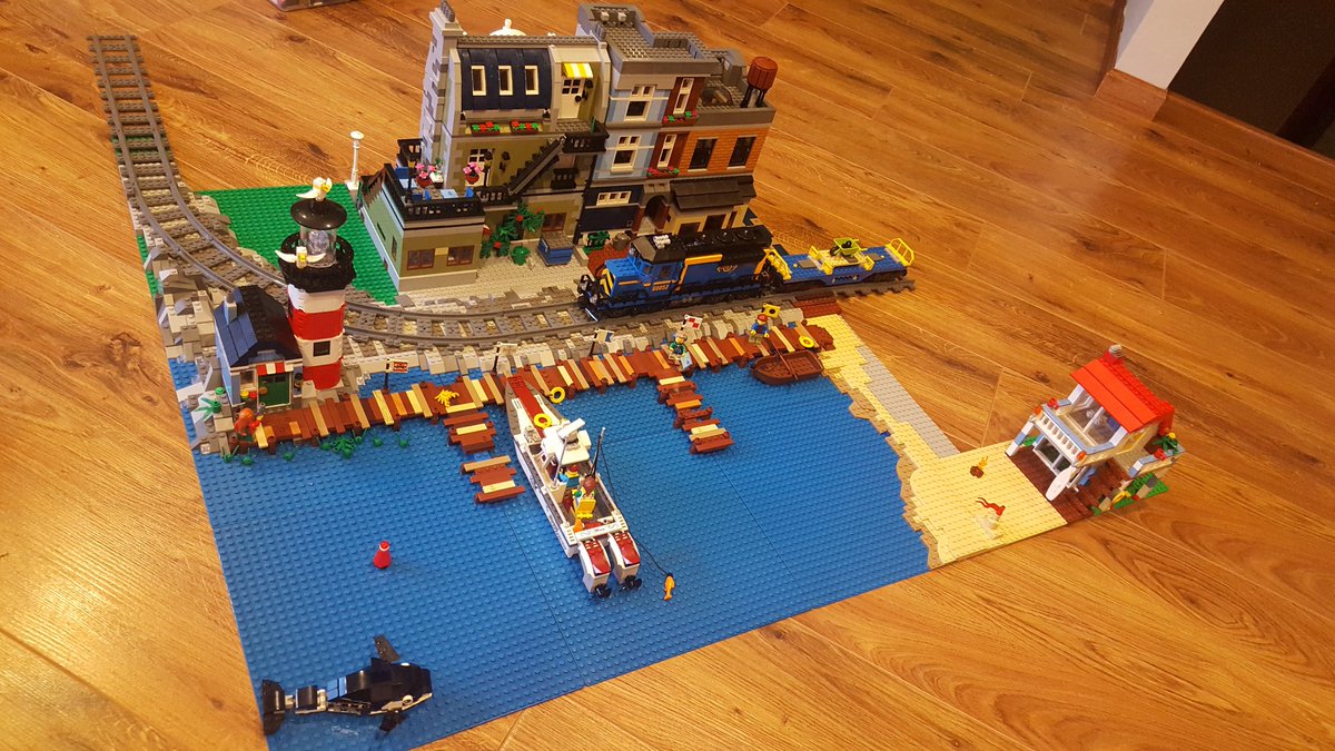 Darrick_Becken's tweet photo. Watching football and working on the shoreline of our lego city. Good times! @LEGO_Group https://t.co/YlgiHYOJ2B