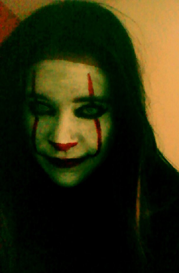 gherilov's tweet photo. You'll float too🎈 - #Pennywise #It ❤️ - #Halloween 🎃🎃 https://t.co/lYyEh5DdGB