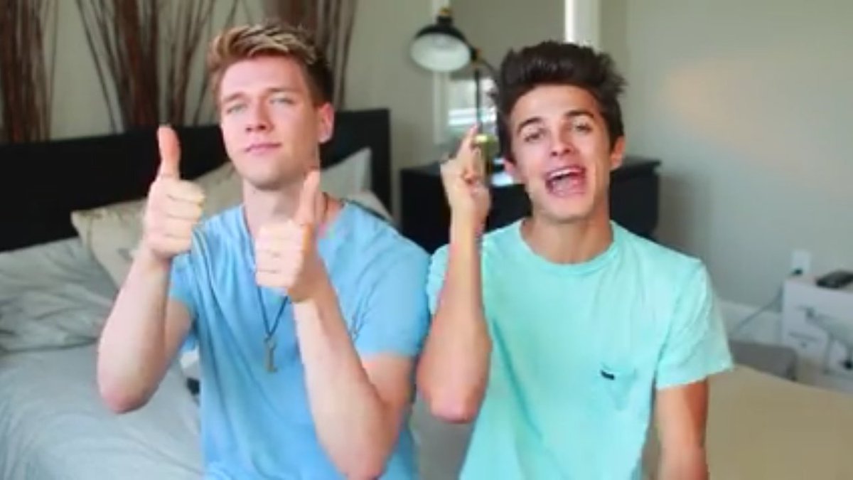 keyperkeyper's tweet photo. @CollinsKey  @BrentRivera  fav youtubers 😍😘 https://t.co/Lq5mHbEf66