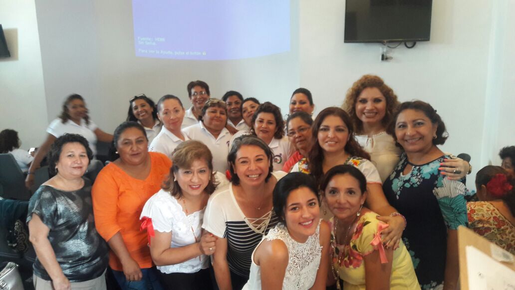 IRHYucatan's tweet photo. 9a Sesión Presencial de la @ENMPRIISTAS tema: ' Media Training'.
#EscuelaMujeresPRI
#CapacitandoConRumbo https://t.co/lzDxVTsxjr