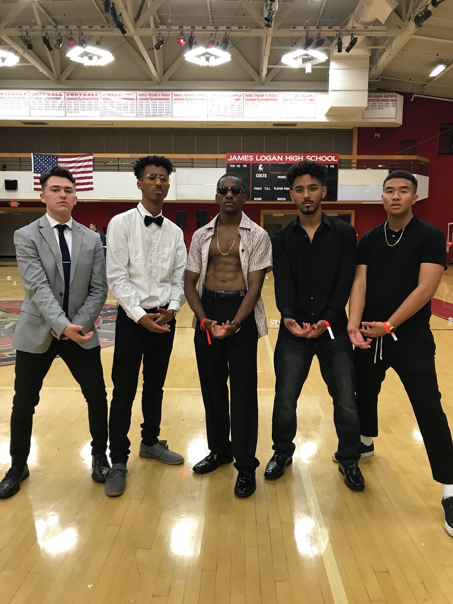 TitusBell's tweet photo. Mudbones for lyfe. Thats all you gotta know. #ogmb https://t.co/KfdlpgAxMR