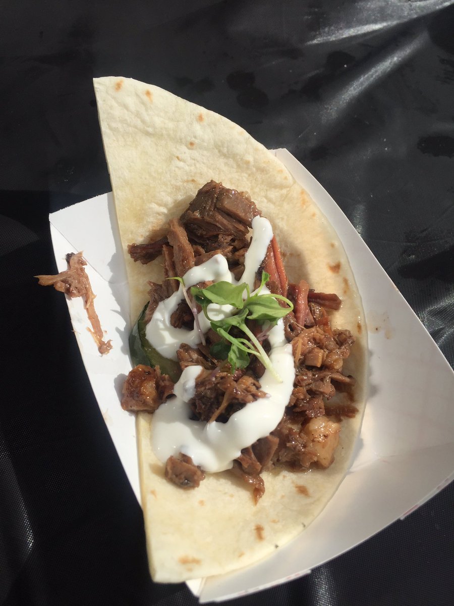 TheSistahChick's tweet photo. #tasteofatlanta #foodie @AtlFBS #atlfbs #nomnomnom https://t.co/STPF9v7190