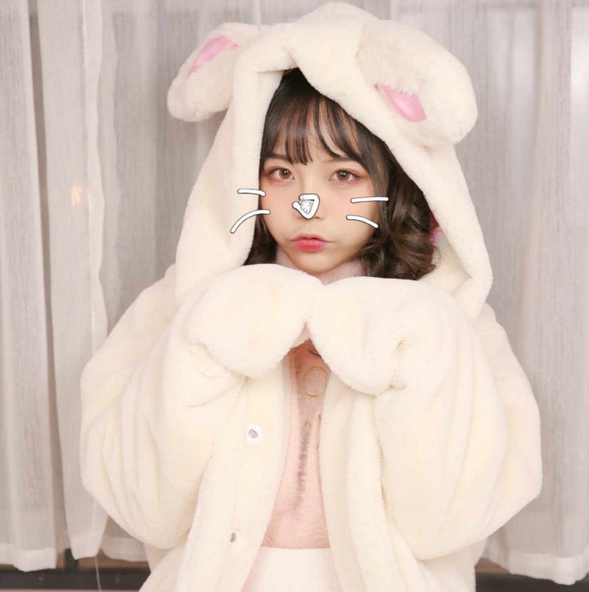 Aesthetic_Co's tweet photo. Lover bunny rabbits? Love fluffy things?

Here's two in one! Fluffy Bunny jacket available here

https://t.co/6xegJRDR4v https://t.co/SfIalDovDV