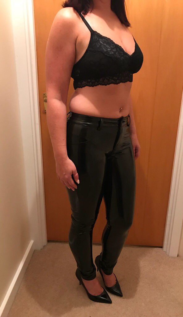 Angel_4374's tweet photo. Ok ...Outfit C). The wet look trousers. With and without bra top. Yes or No? 💋💋💋 https://t.co/iWshKNm3kE