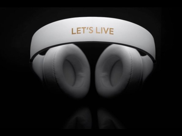 Lets Live. s/o to <a href="/beatsbydre/">Beats by Dre</a> for the #1of1
<a href="/neymarjr/">Neymar Jr</a> I like yours too