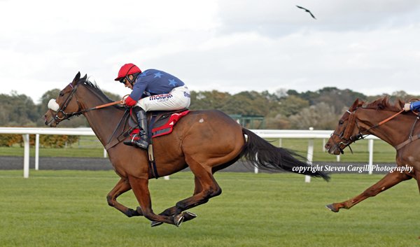 7th win for 6yo g OLD GUARD <a href="/CobdenHarry/">Harry Cobden</a> in 16f LR Matchbook Hurdle <a href="/kemptonparkrace/">Kempton Park Racecourse</a> today for <a href="/KnockhouseStud/">Knockhouse Stud</a> Notnowcato <a href="/PFNicholls/">Paul Nicholls OBE</a>