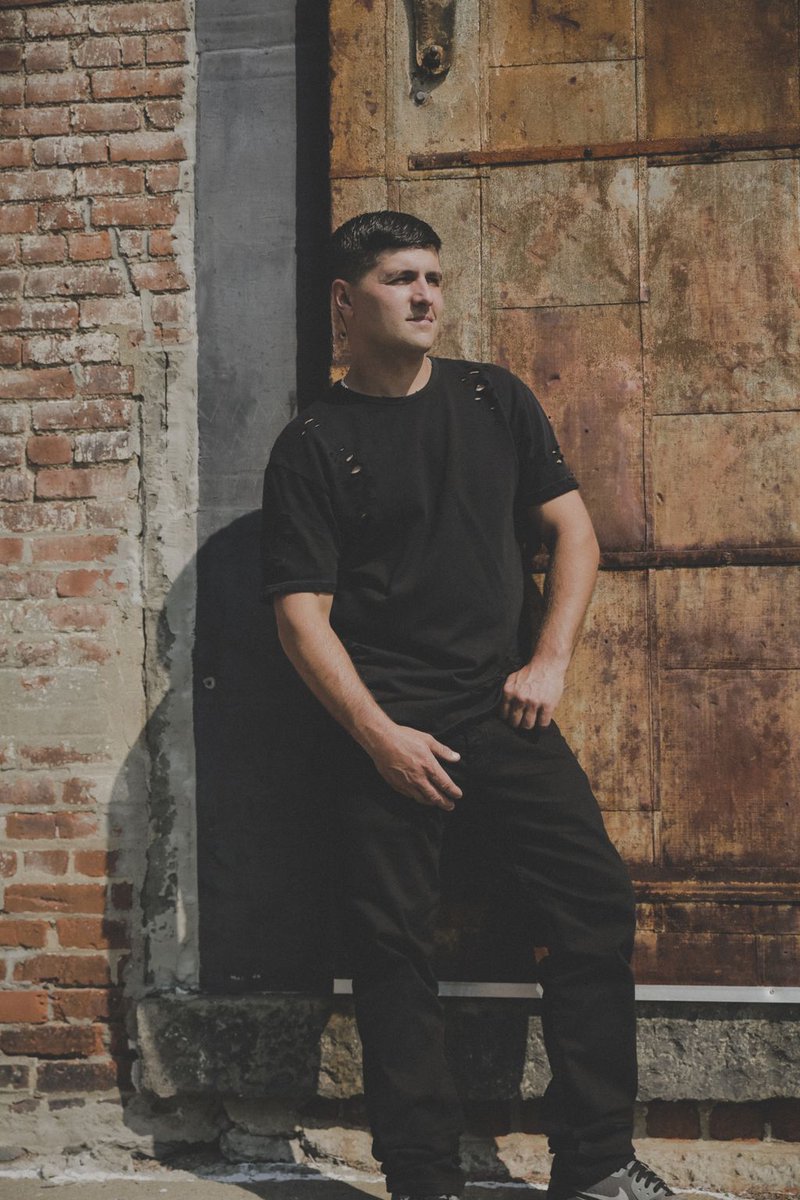 Officialdeyo's tweet photo. Appreciate all the love ya'll been showing me. #nothingbutloveforthemusic https://t.co/6bpRYtXGPk