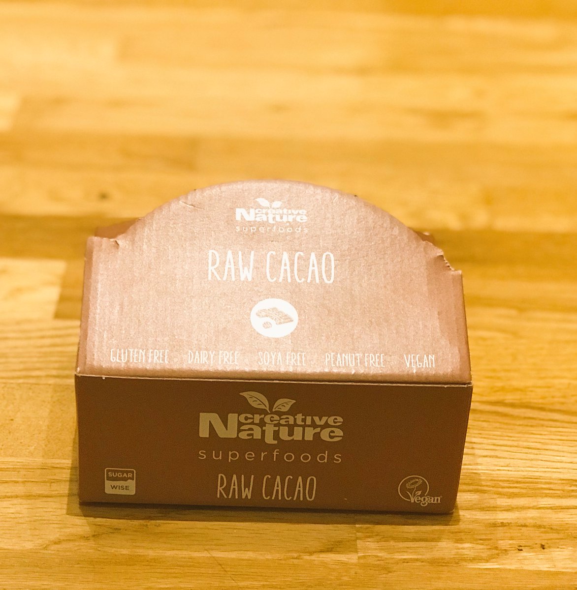 seelan1's tweet photo. Love @creativenature raw cacao bar so much that I had to buy a whole box @VegfestUK #rawcacao #superfoodbar #vegfestuk #veganfest #vegan https://t.co/Lx2ZcUPOQu