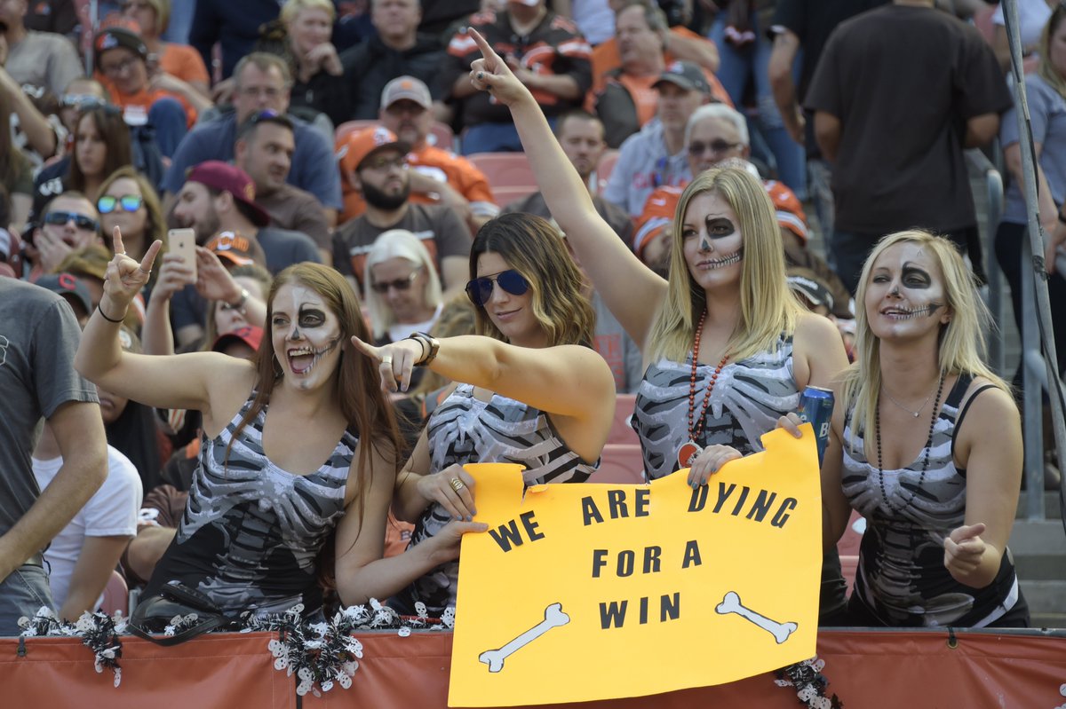 BleacherReport's tweet photo. There’s always next week, Browns fans... https://t.co/JJYDDiGnXl