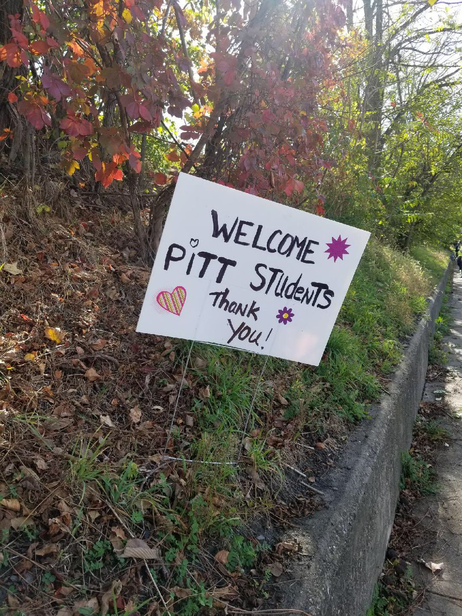 kdppitt's tweet photo. Our members did a great job cleaning up around Wilkinsburg for #PMADD yesterday! Thank you to @PittServes for organizing! #PMADD17 #pittnow https://t.co/KoHhsiVfOc