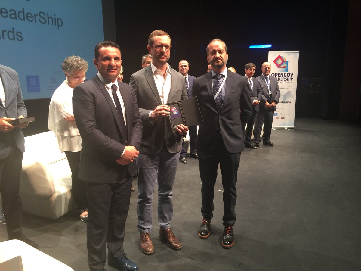 oGovLeadership's tweet photo. Muy agradecidos @LaNuciaES y alcalde @Bernabe_Cano por la cálida hospitalidad y acoger congreso de los líderes de la #Transparencia #GRACIAS https://t.co/iHm0RhDWzZ