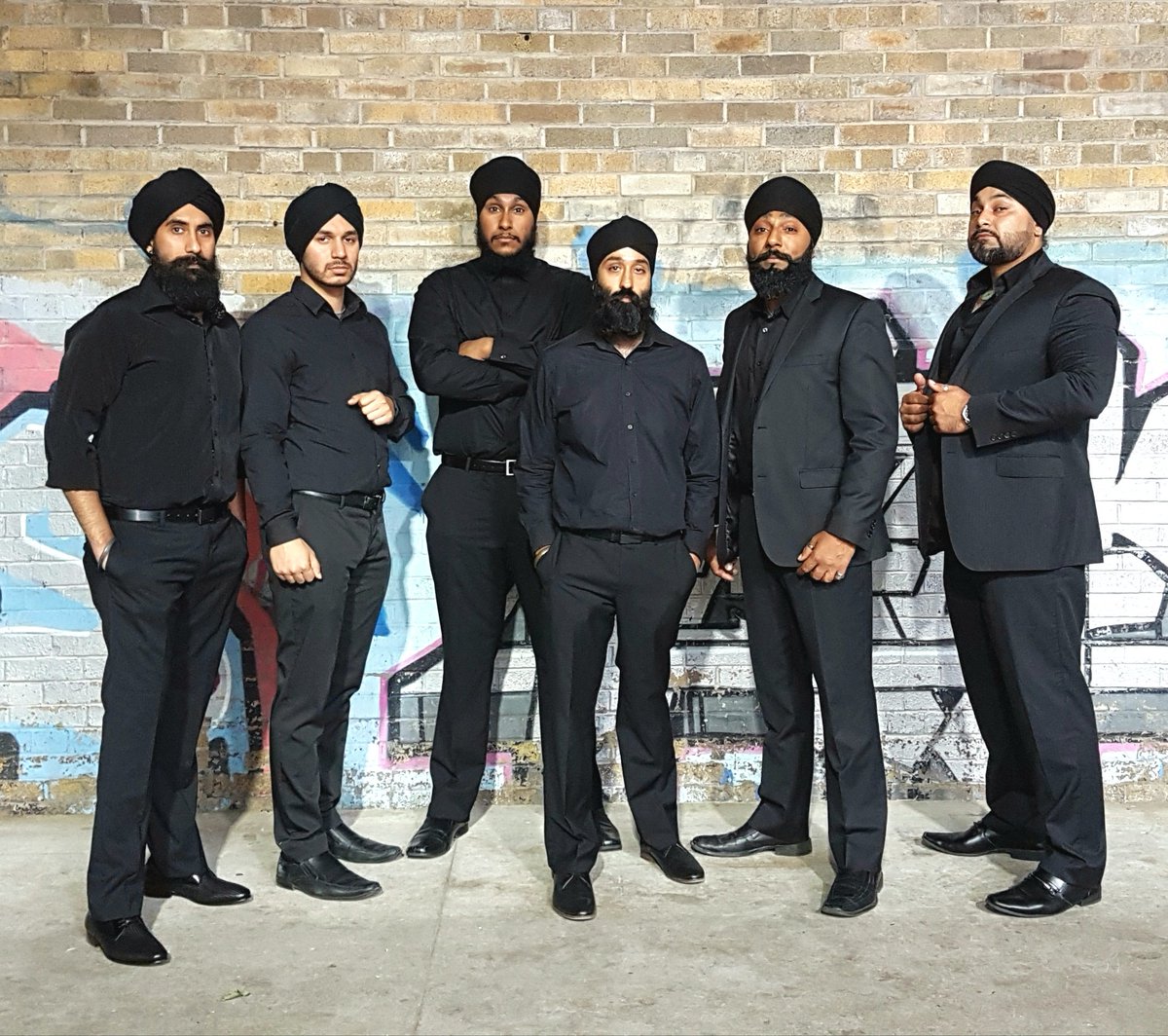 DholCircle's tweet photo. #dholcircle #trendsetter #toronto #SinghIsKing
#sardari #elsueño #OnePassion #OneGoal #OneCircle #OneLove #WeAreOne #BURRRAAAHHH https://t.co/TL3SBHc7Bm