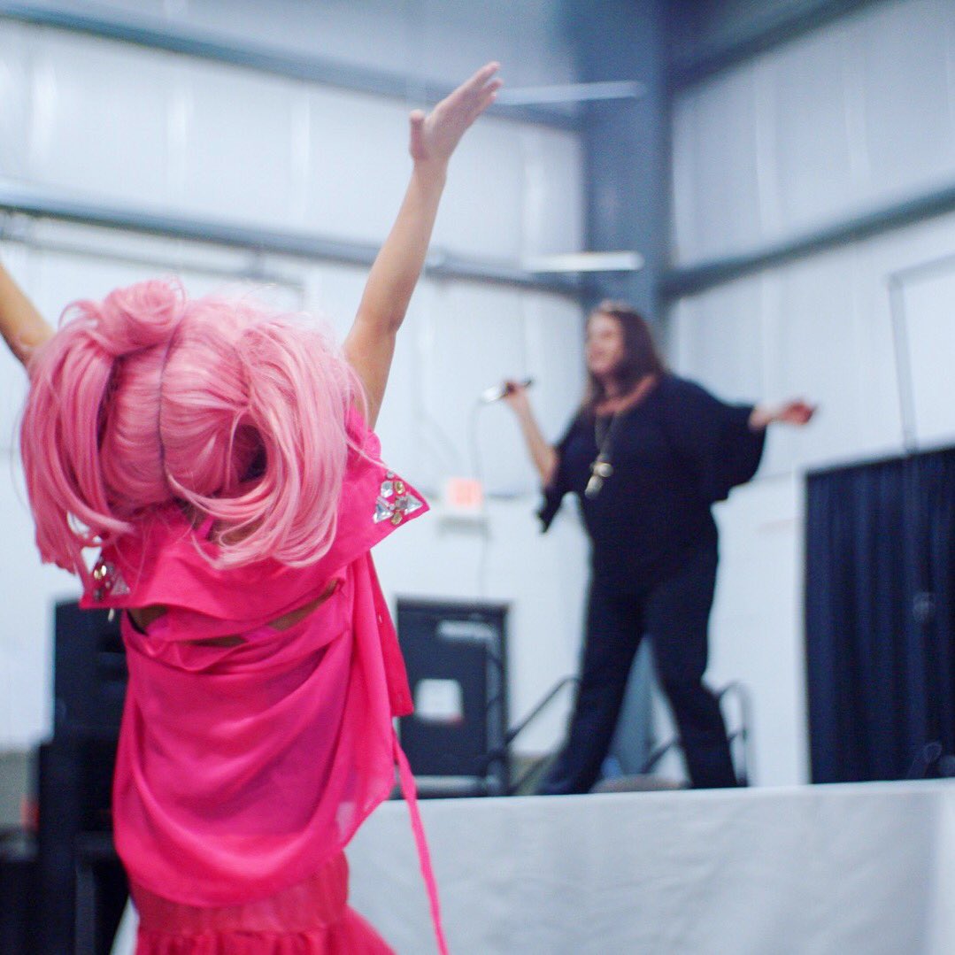 LakeCountICon's tweet photo. The singer of Sailor Moon, Jennifer Cihi will be performing shortly! You won’t want to miss this! 🌙✨💕@jennifercihi #counticon #sailormoon https://t.co/fi3skPWZ8D