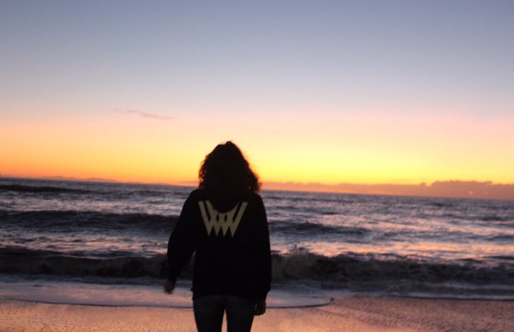 meli_ritz's tweet photo. @Wincent_Weiss 🌅🌊 https://t.co/FsAstAJ5mk