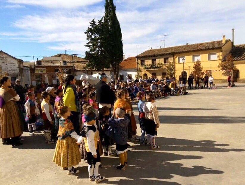 DPHuesca's tweet photo. Primero fue comenzar a recuperar la zona del castillo y este fin de semana #Siétamo ha acercado en unas jornadas la figura del #CondeAranda. https://t.co/z48Mwr9cCQ