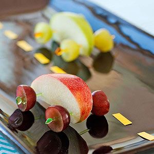 smoothiekingden's tweet photo. #HealthySnack alert! Yummy fruit & it's a car, what more can you want?
#ColorfulFoods #SmoothieKing #BlendingSoon #HealthyKids https://t.co/XjmxSDyxOi