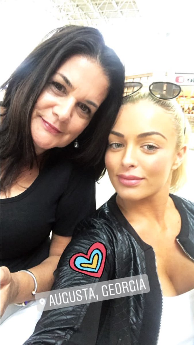 SkyGodAmanda's tweet photo. @WWE_MandyRose 👰👑💍🔮💚🕆
All new #Ghosted tonight love.
Love y'all forever to infinity.
Have a forever blessed one love. https://t.co/I6ijDhVCAg