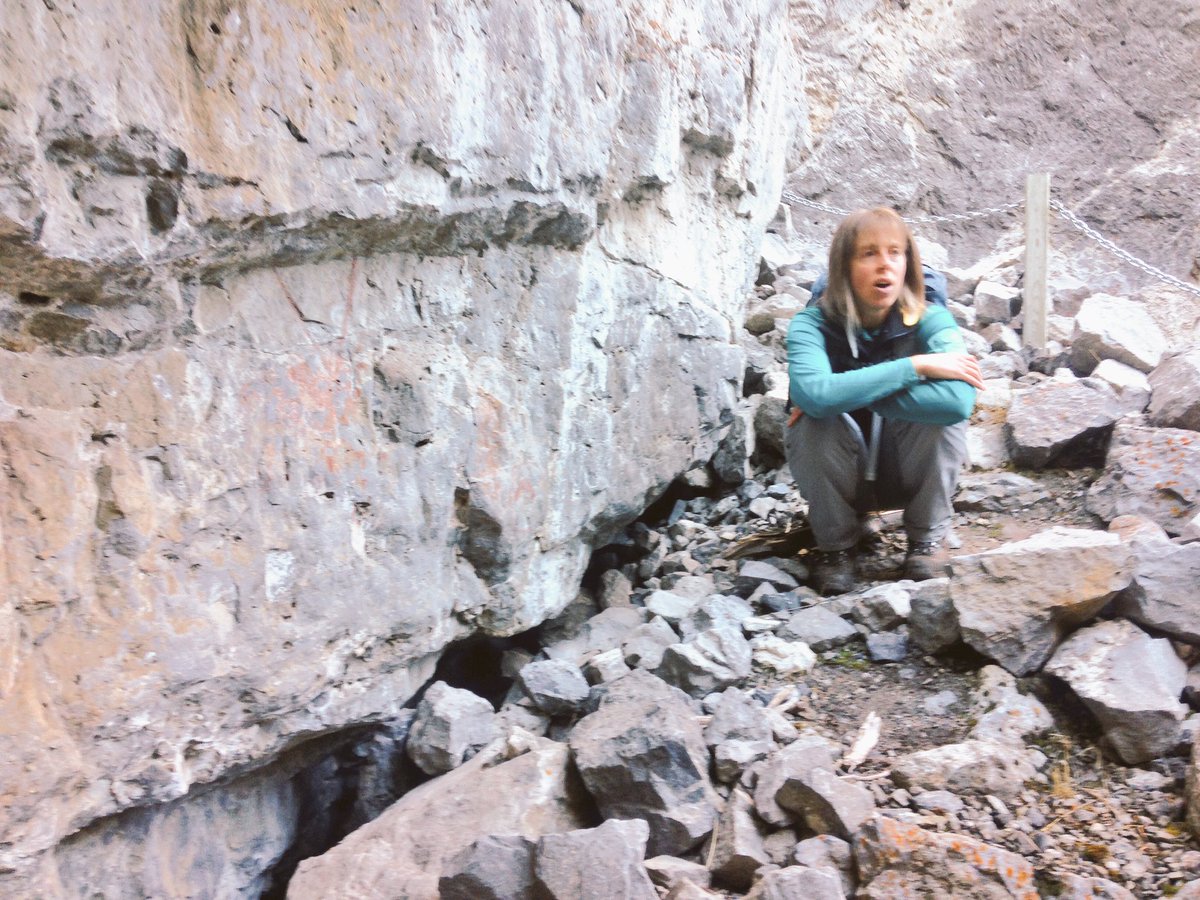 Mr_Graeme's tweet photo. Learning about the grassi lakes pictographs!#crpsalpenglow @MountainEdu https://t.co/mXzERinSgu