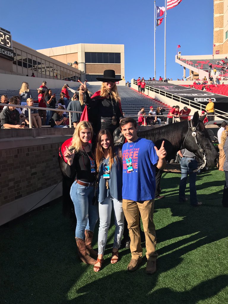 allyn_tyer's tweet photo. Verbally committed to Texas Tech University! Cant wait to jump as a Red Raider! #WreckEm #GunsUp❤️🖤 https://t.co/udZdGFwRDV