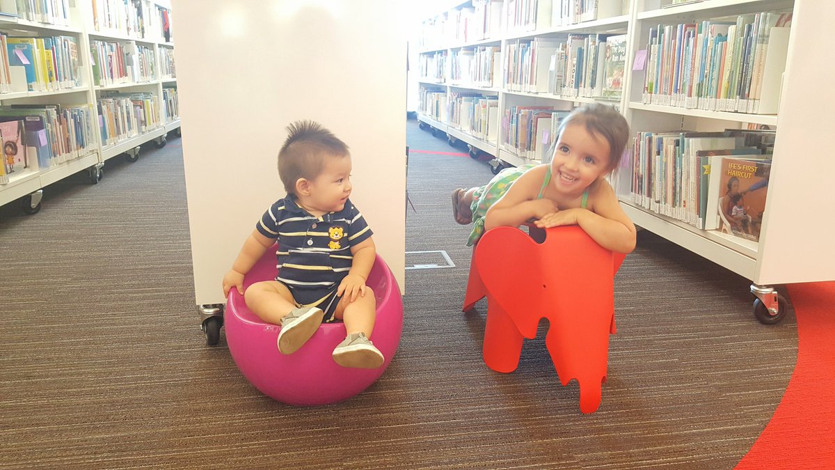 TejanaTwitiendo's tweet photo. Sweet Pea pulled up a chair and made a new friend at the #NewCentralLibrary. #APLambassador #BabiesWhoRead https://t.co/EUBYKM239B