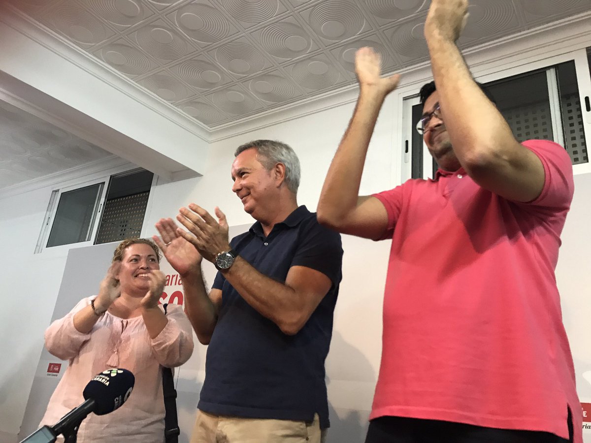 chanofranquis's tweet photo. ¡La candidatura de Chano Franquis gana las Primarias en Gran Canaria! ¡Gracias, a todxs, por el apoyo! #ComparteUnCompromiso https://t.co/fYQKwQKePh