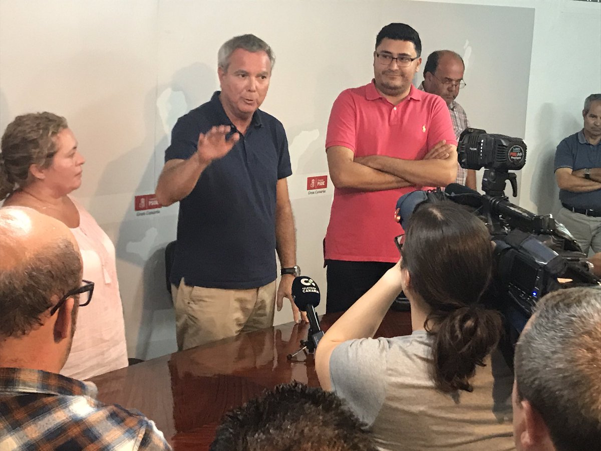 chanofranquis's tweet photo. ¡La candidatura de Chano Franquis gana las Primarias en Gran Canaria! ¡Gracias, a todxs, por el apoyo! #ComparteUnCompromiso https://t.co/fYQKwQKePh
