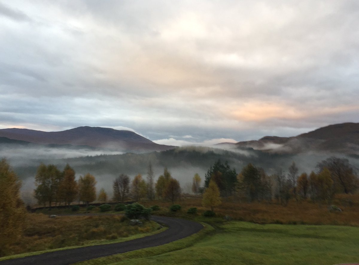Scottishaye's tweet photo. #ScottishHighlands #scottishscenery #autumn #Halloween https://t.co/zJ3Fzx6B3C