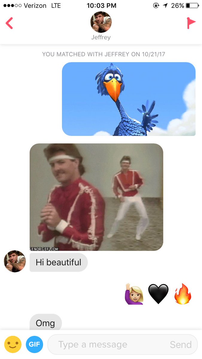 LalaMunn's tweet photo. When you and your friend match with the same dude on tinder and you decide to fuck with him #tinderadventure #swipeswipeswipe https://t.co/DEaeHGXd1d