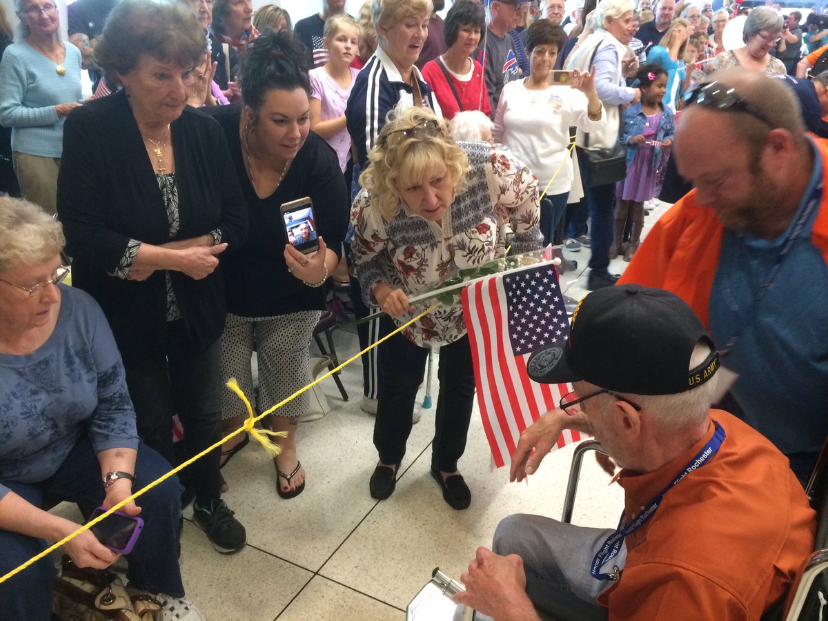 peterglennon's tweet photo. #HonorFlightRochester #Mission57 #ROC What a great Mission!!! https://t.co/aUTxql6CH0