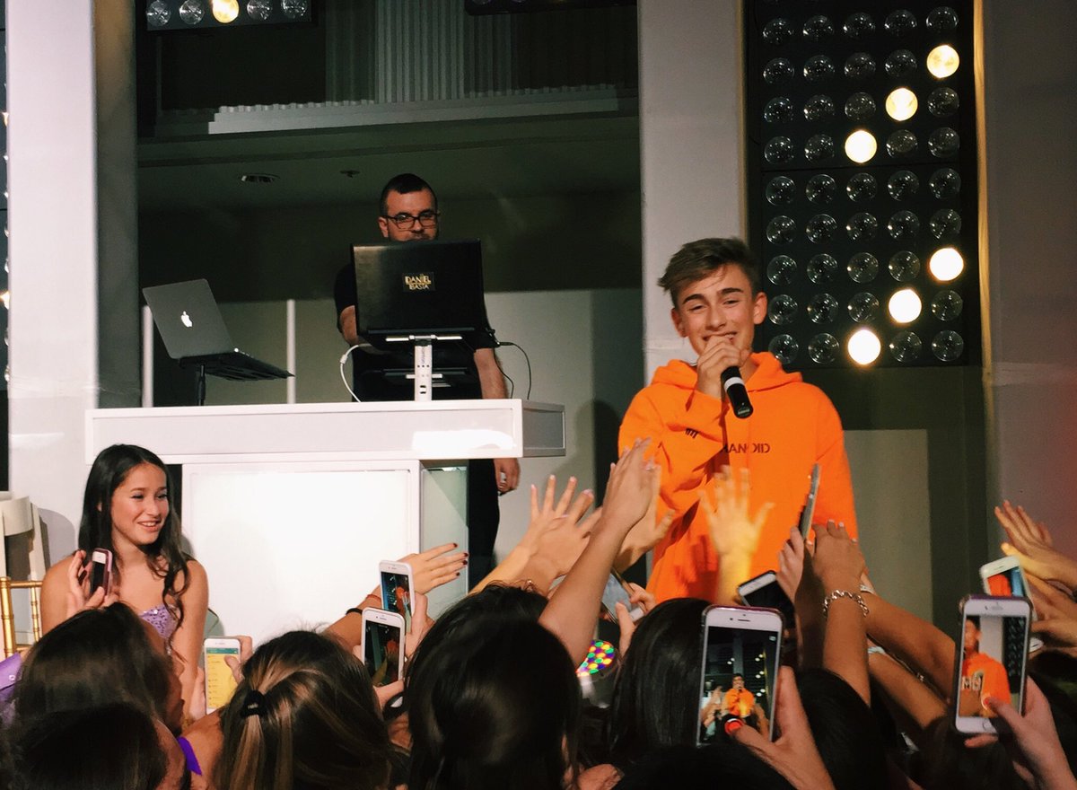 johnnyorlando's tweet photo. Thanks for having me perform Mia!😊 https://t.co/GoBUgssJKa