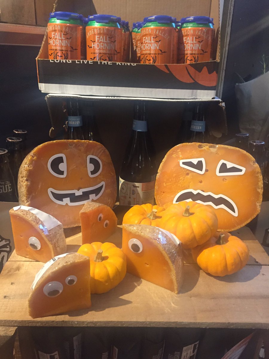 Best time of the year - #mimolette o lantern time!