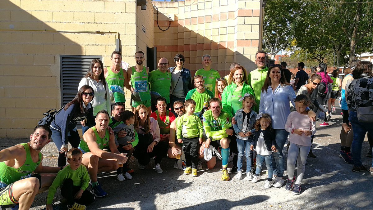 villasrunning's tweet photo. Media maratón Ciudad Real, otro día más dando la cara y con podium de Andrés y de @NONATOVICH  en sus categorías, grandes todos, cracks!!! https://t.co/13r9b4VQxe