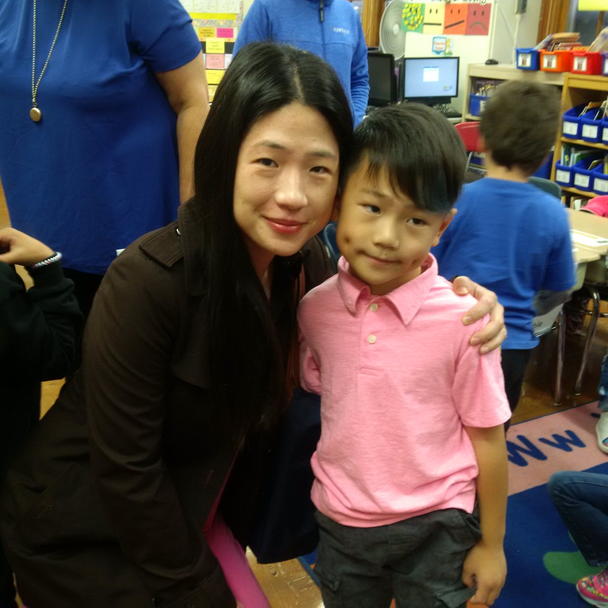 PS162Q's tweet photo. #familiesengage &amp; #CollaborativeTeachers @PS162Q @D26Team publishing parties https://t.co/ZeMBoZl5W7