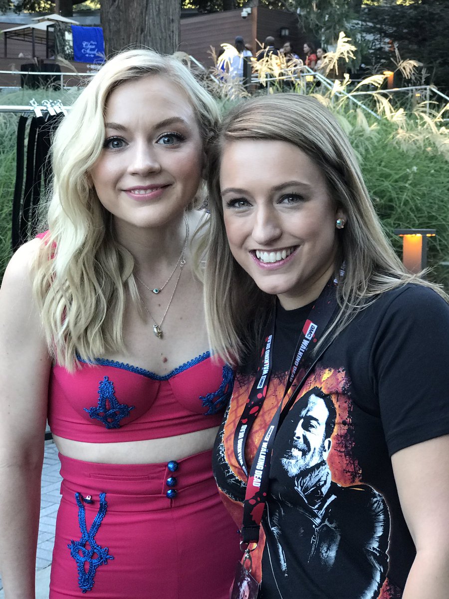 Jen1210's tweet photo. Emily Kinney! https://t.co/EIgV2BOe3h