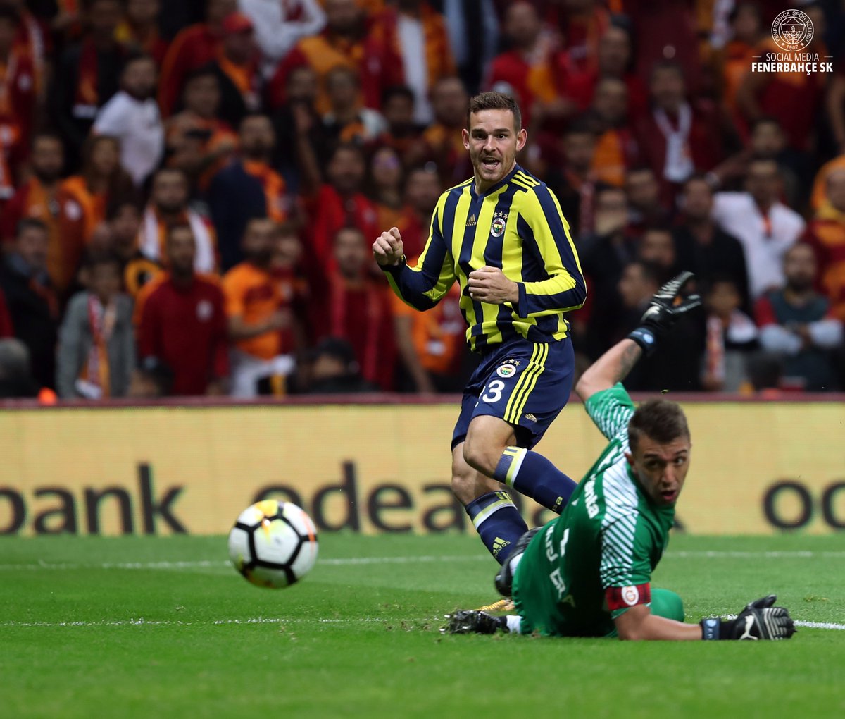 Günaydın Büyük #Fenerbahçe Ailesi!