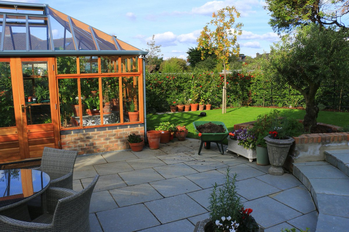 ChubbOwen's tweet photo. A Grand Glasshouse and having it all here in Rathfarnham
#Garden #Design #Rathfarnham https://t.co/tCgoXldOIz