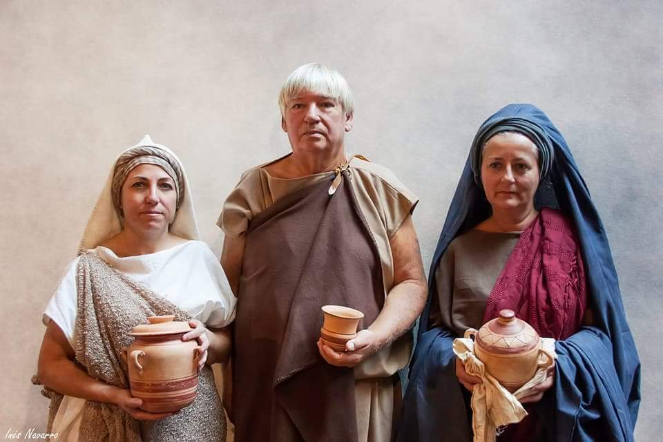 CMuseografica's tweet photo. Magníficas jornadas de Recreación de nuestro Grupo de Recreación Histórica de Gilena en el Museo de Málaga y Almodóvar del Río. https://t.co/iUwOrJ8TCD