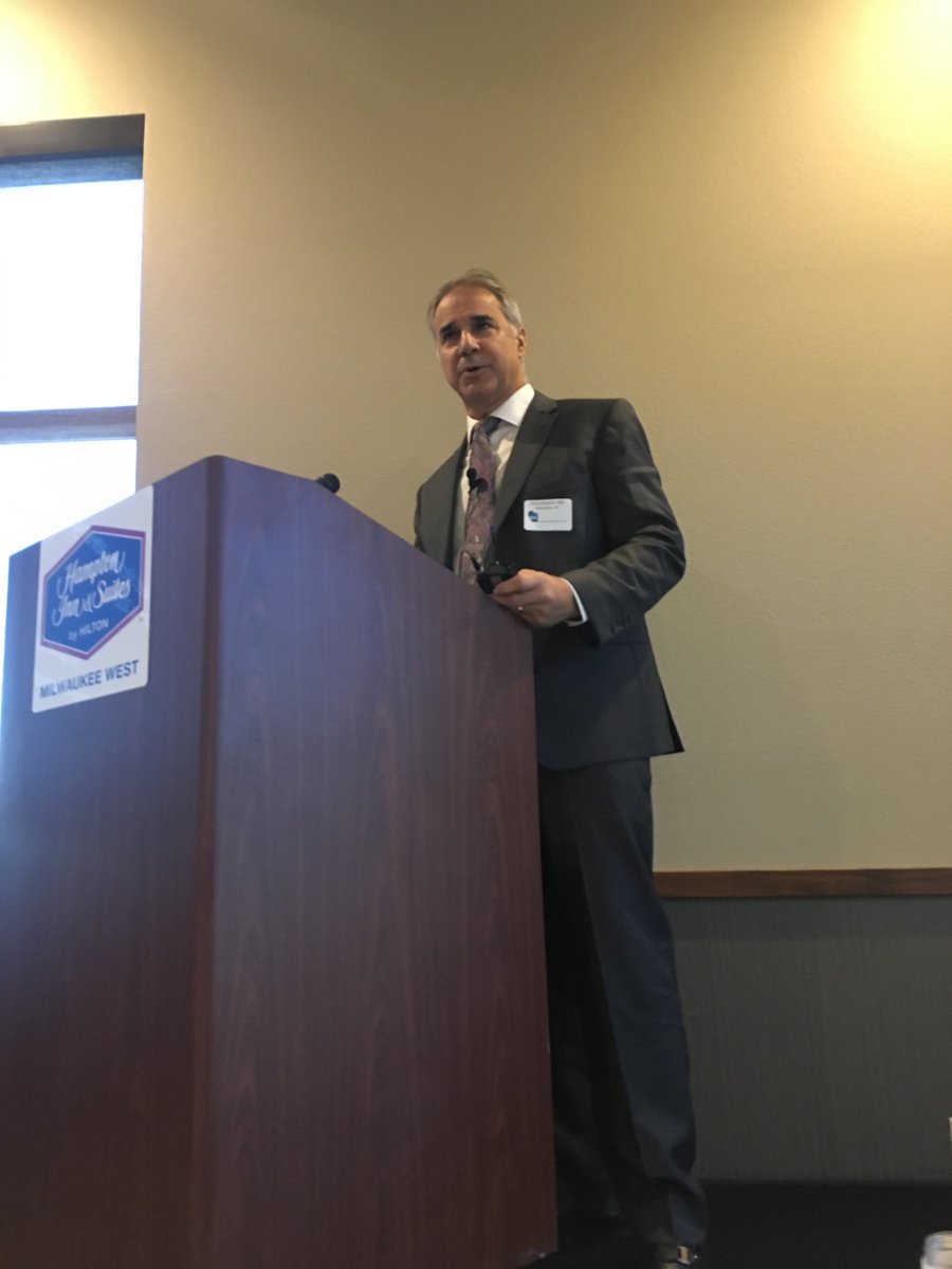 MOSH's Dr Evanich presented Mini Posterior Approach to the Hip at the 2017 Wisconsin Orthopedic Society Annual Meeting