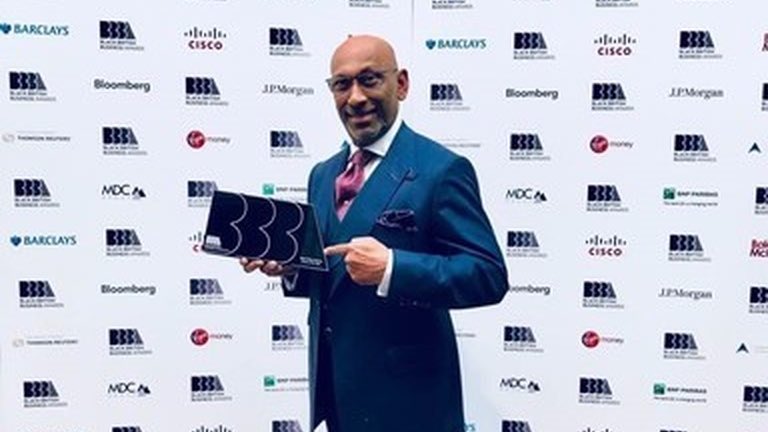 Tntapproved's tweet photo. #Trinidadianborn 🇹🇹 #MasterTailor #AndrewRamroop voted the #UK 🇬🇧
#BlackBusinessPersonoftheYear

https://t.co/IrxzaoqtLC https://t.co/7UTXDtE6RR