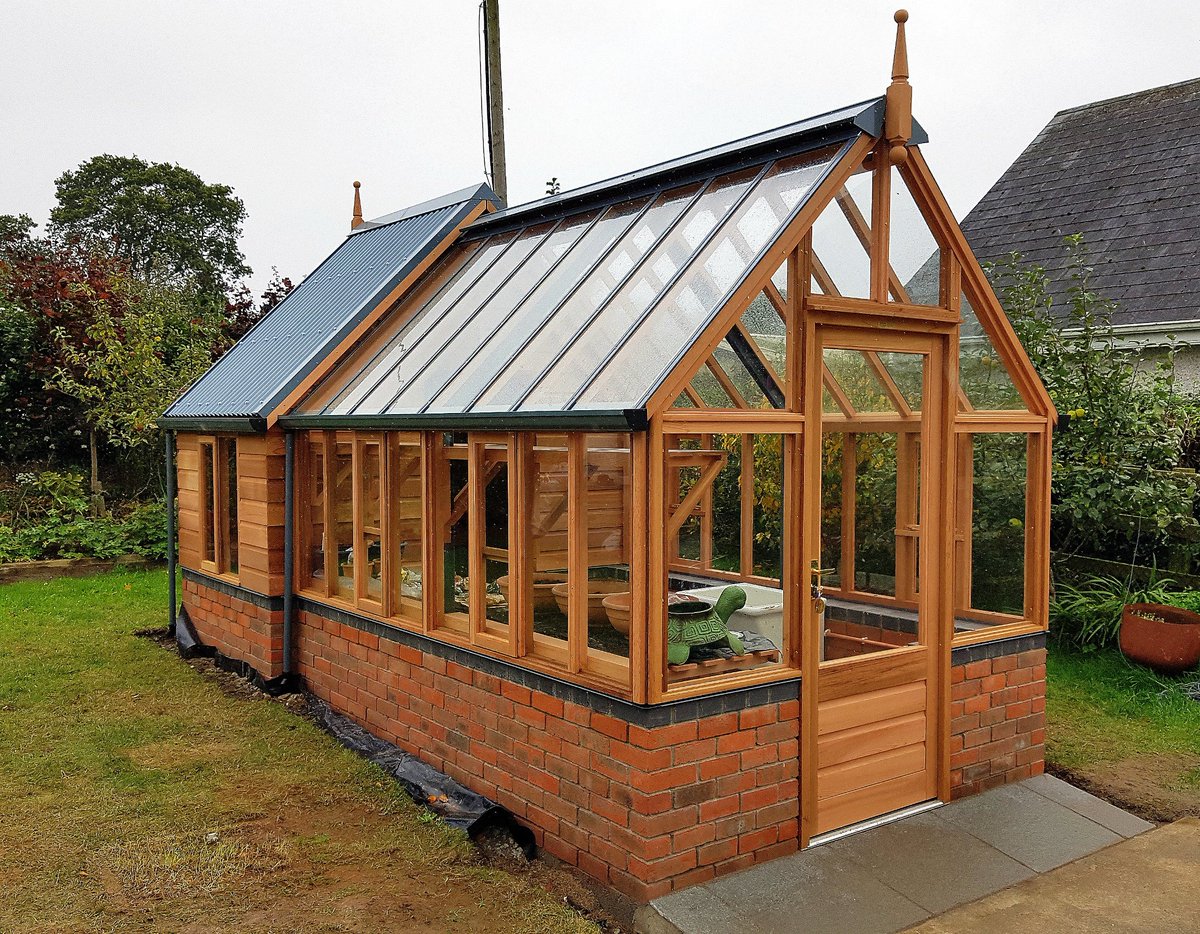ChubbOwen's tweet photo. Our #Castlebellingham clients required a greenhouse and garden shed, our stylish #Combi was the perfect solution! https://t.co/nGH7a8qtYB