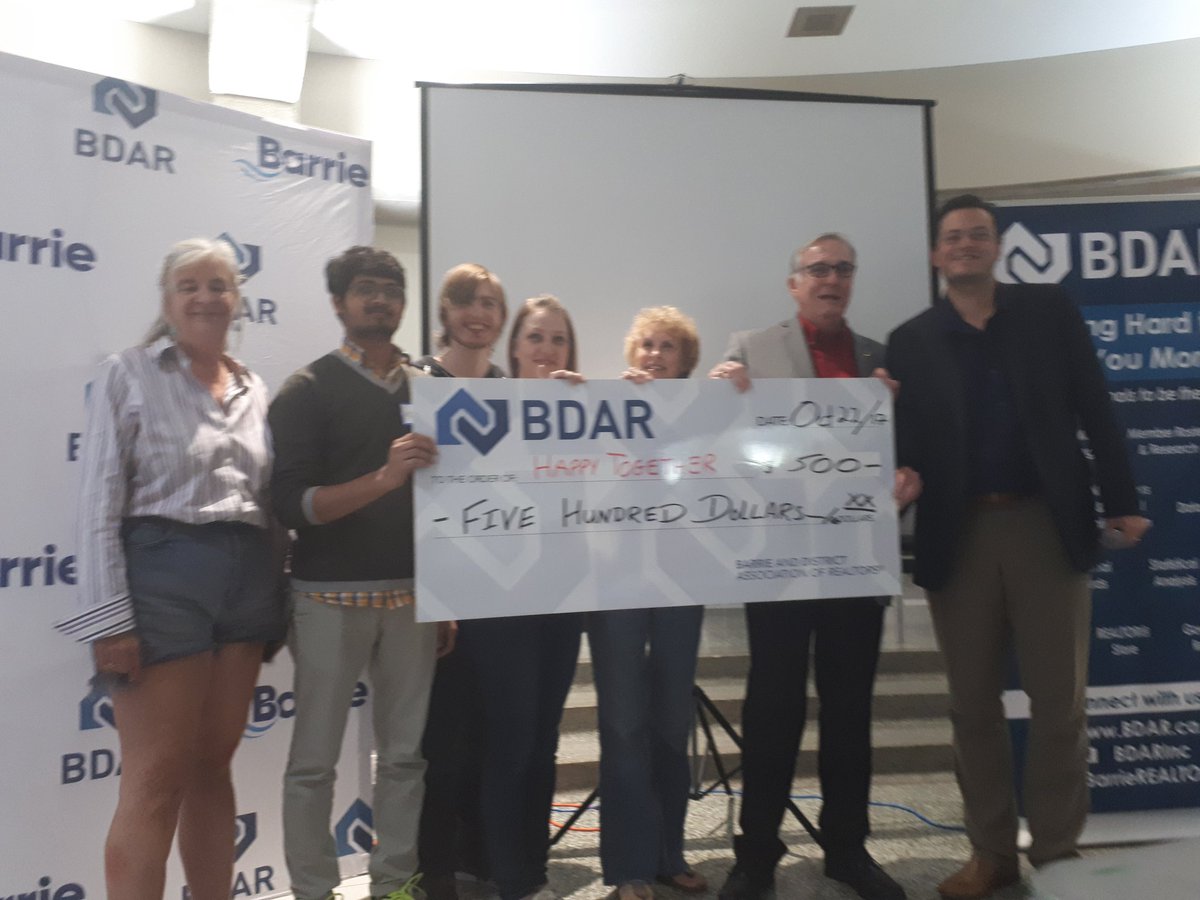 BarrieREALTORS's tweet photo. And the winners have been announced! #HousingHack - thank you to everyone who participated and attended! https://t.co/7ChCfJvqcY