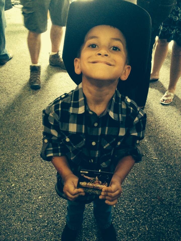 SupraStrong_13's tweet photo. We miss and love you. Rest In Peace always, Ryder💙 #FightForRyder #SUPRAhero #SupraStrong ❤️💙💛🎗
WATCH: https://t.co/RAz0xfc9Jp https://t.co/69dokRu2KT