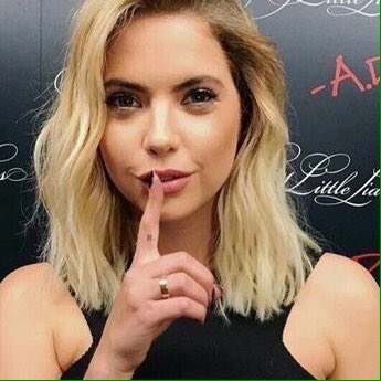 townsofrosewood's tweet photo. #PLLShh our beautiful ladies ❤️🔥 @shaymitch @AshBenzo @lucyhale @SleepintheGardn @PLLTVSeries https://t.co/mNcXokdG4g
