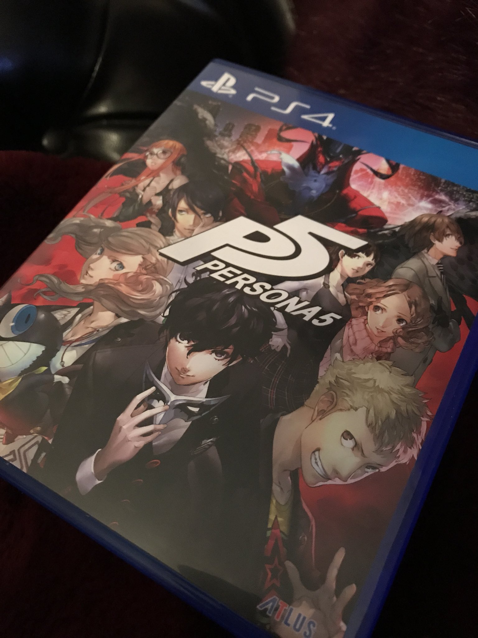 緋色雪 ペルソナ5 始めます テーマは 心を盗む怪盗 P4はアニメでめちゃハマって Ps2版を買ったけど なんやかんやで上手くいかず P5は頑張ろうと思う W 後は高巻杏が可愛ええわw ペルソナ5 ピカレスクジュブナイル Ps4 ゲーム おしゃれ テーマは
