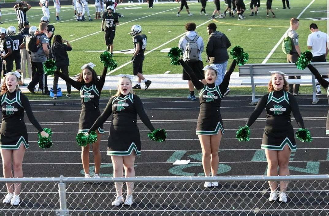 ConksFootball's tweet photo. Who: KW vs. KR
What: Freshman 🏈
When: 10/23 @ 4pm
Where: Kentridge HS
Why: Why not?
Pass it on CONKS Fans💚🖤!
#Kdubfootball||#Kdubcheer https://t.co/13xuTyDQdR