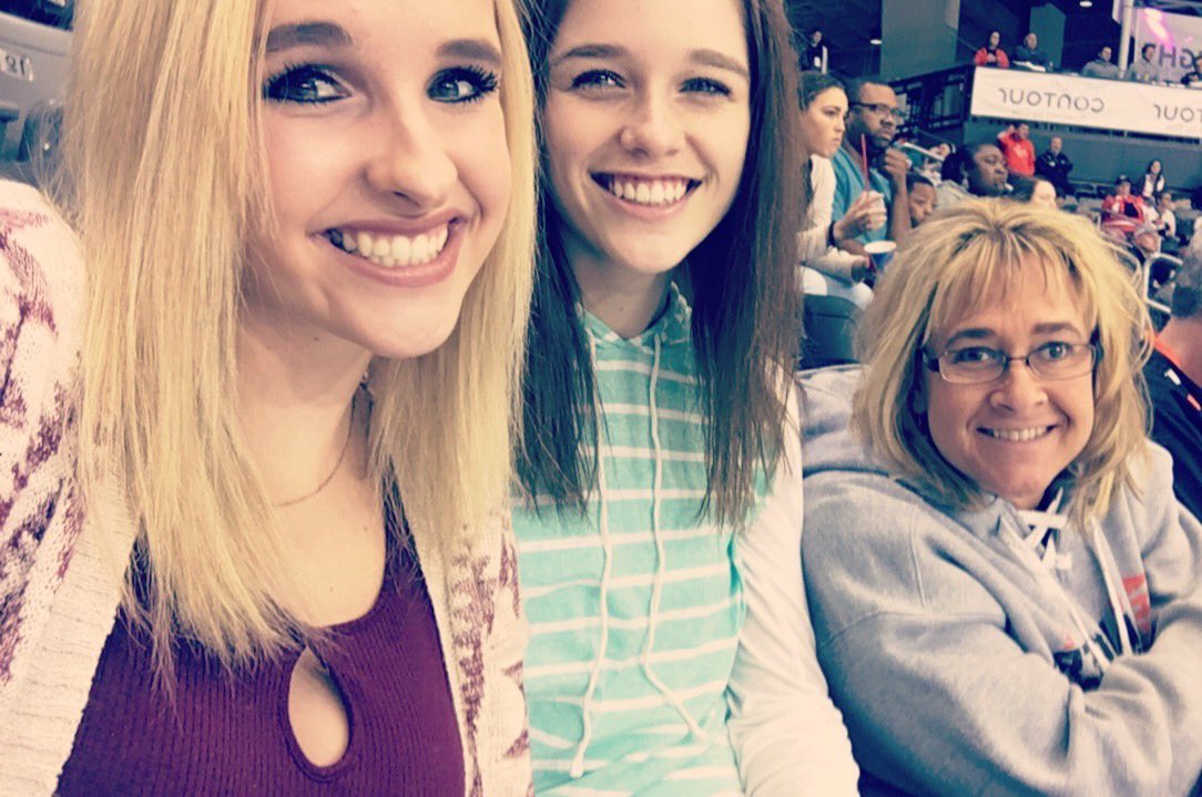 CourtneySchaff1's tweet photo. #LancerConnection #tweetheheat https://t.co/6PlrAl4JX8