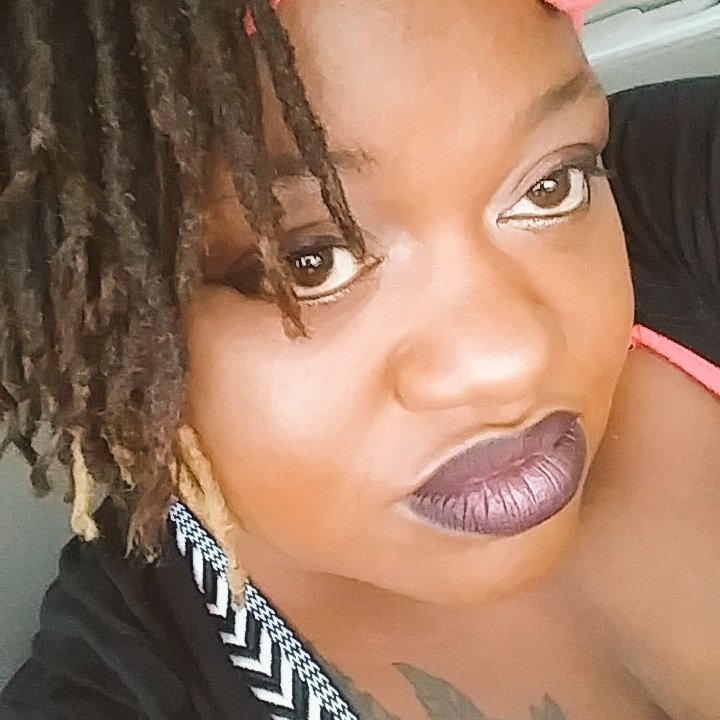 ras_management's tweet photo. #selfie #modellife #socialite #poet #PositiveVibes #tattd #ProudMom #Libra #Plus #dimples #RasQueen #liveMe #sc #ig #fb #RASpect #OneLove https://t.co/6G1FOVLA3A