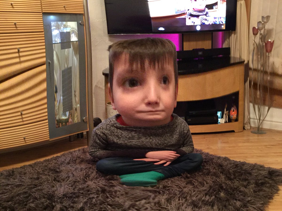 auldgrump's tweet photo. Canny beat quality time wi thi granbairns 😂😂😂 https://t.co/uE6lyWlcsV