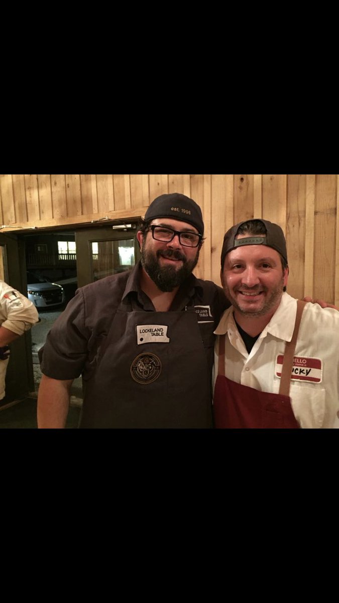 halholdenbache's tweet photo. Me and @TonyGalzin of @nickysnashville at @GreenDoorCSA for @mssociety #FallCrush tonight !! Good work to all involved!! #Nashville https://t.co/t2eUPe1gRP